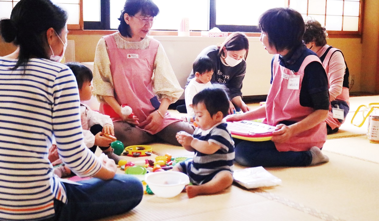子育てほっとサロンの様子