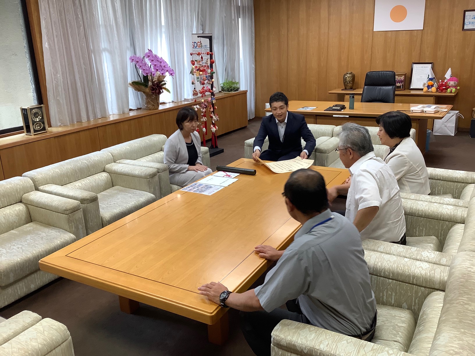 表敬訪問の様子